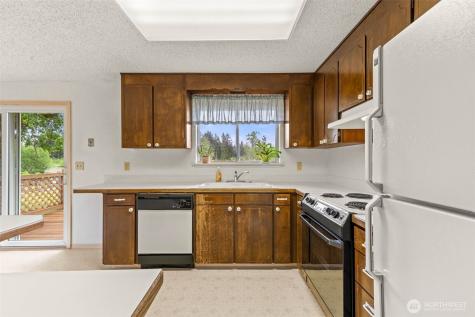 4508 Military Road E Tacoma WA 98446