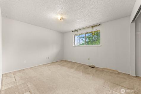 4508 Military Road E Tacoma WA 98446