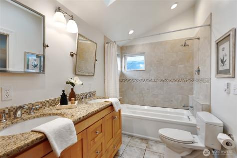 7738 Jones Avenue NW Seattle WA 98117