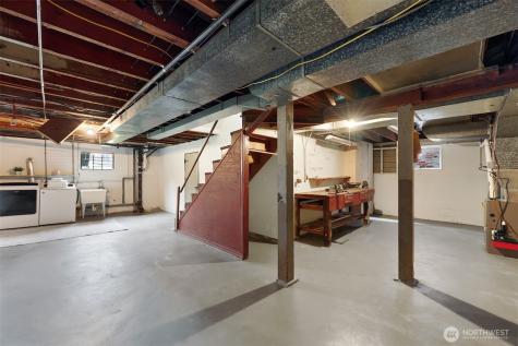 7738 Jones Avenue NW Seattle WA 98117