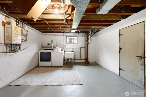 7738 Jones Avenue NW Seattle WA 98117