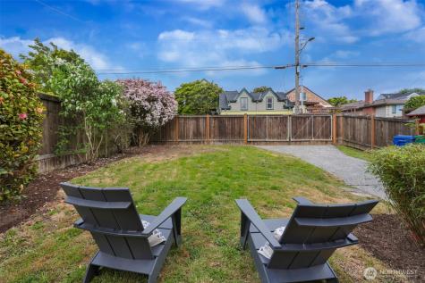 7738 Jones Avenue NW Seattle WA 98117