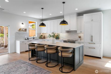 20134 23rd Avenue NW Shoreline WA 98177