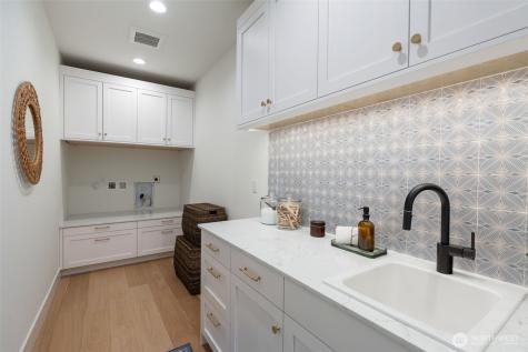 20134 23rd Avenue NW Shoreline WA 98177