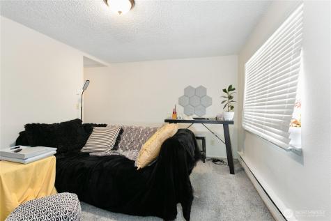 3572 E F Street Tacoma WA 98404