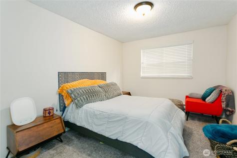 3572 E F Street Tacoma WA 98404