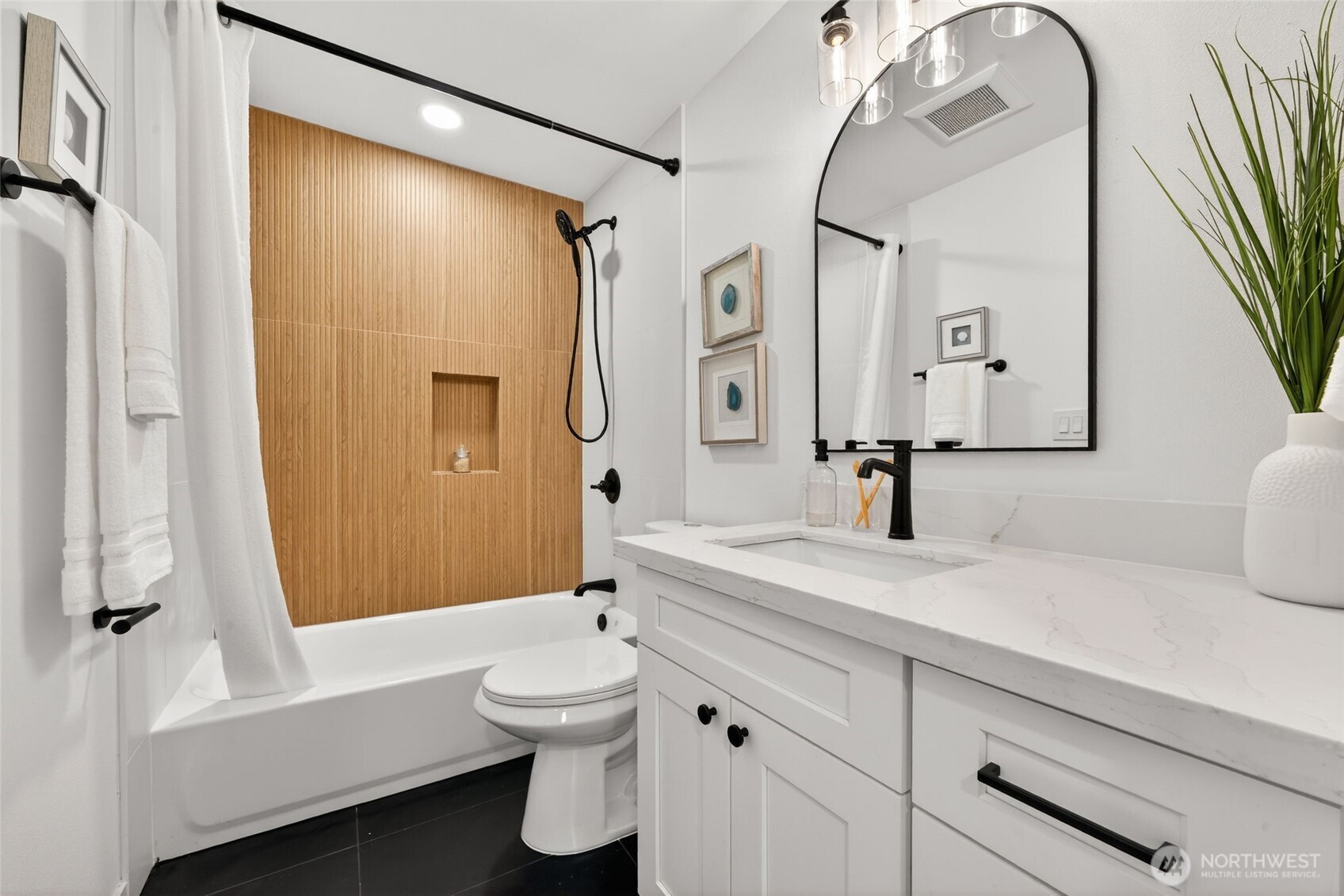 2311 NE 6th Place Renton WA 98056