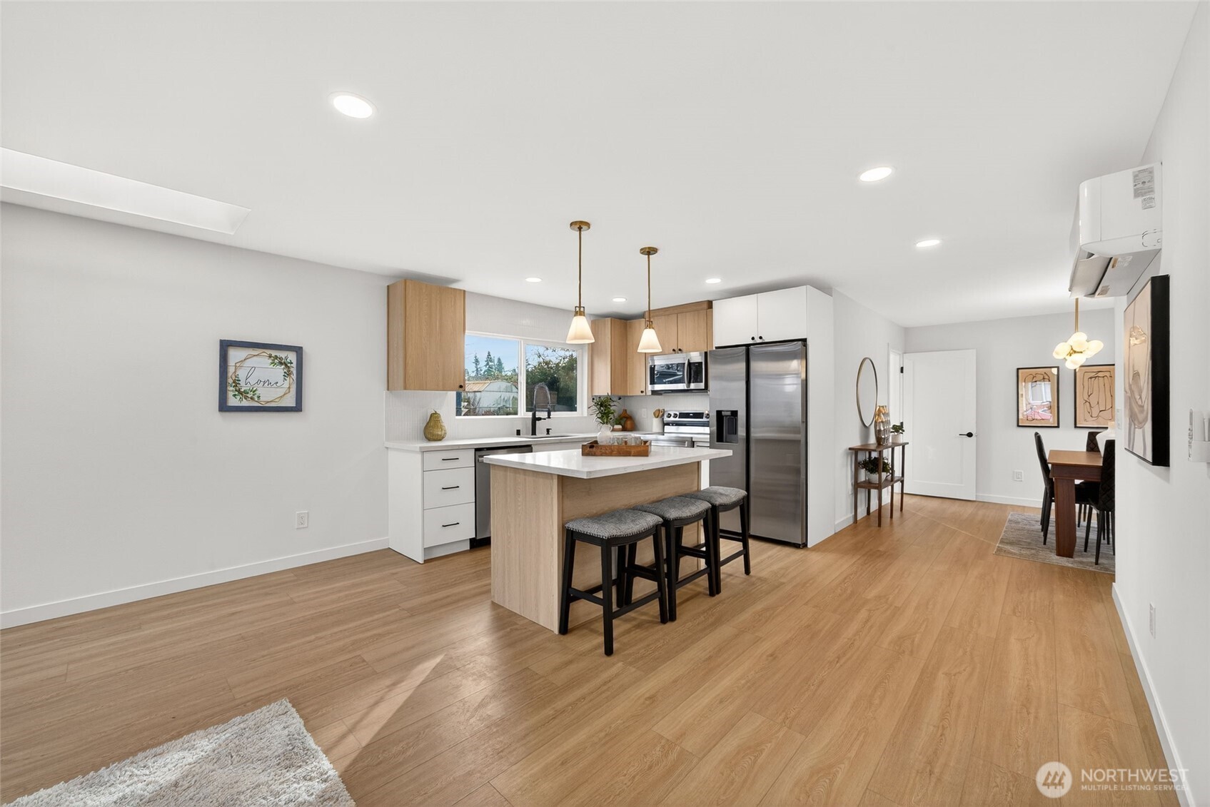 2311 NE 6th Place Renton WA 98056