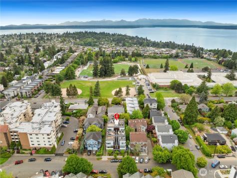 9043 Mary Avenue NW Seattle WA 98117