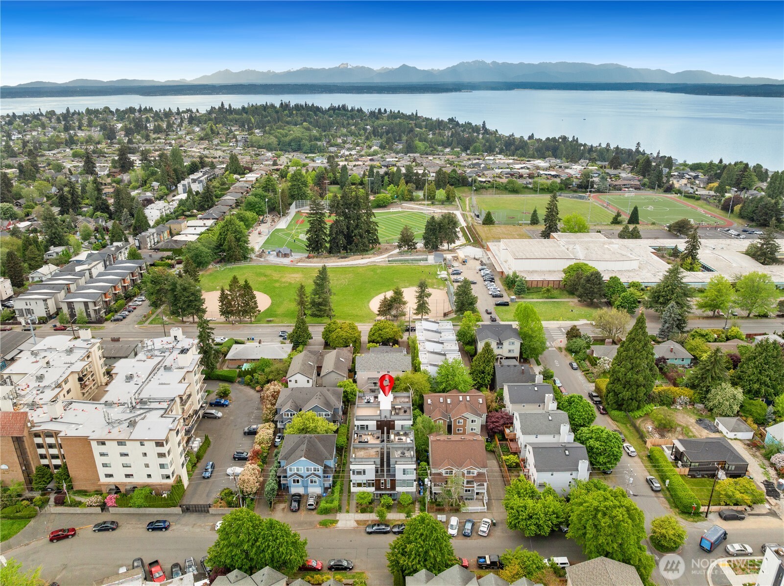 9043 Mary Avenue NW Seattle WA 98117