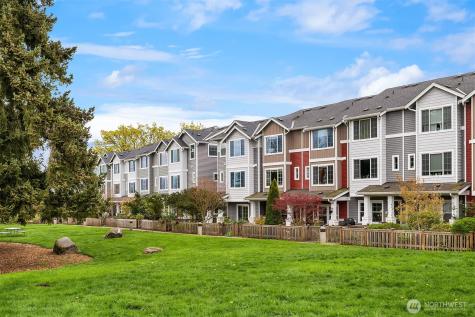 6576 High Point Drive SW Seattle WA 98126