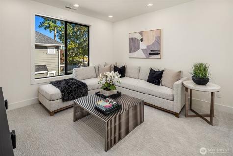 3976 154th Avenue SE Bellevue WA 98006