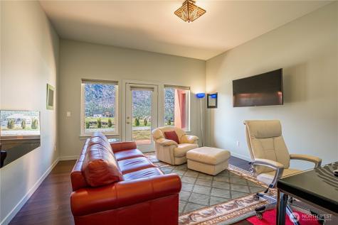 555 Loop Avenue Manson WA 98831