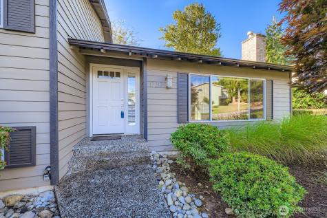 17217 NE 14th Street Bellevue WA 98008