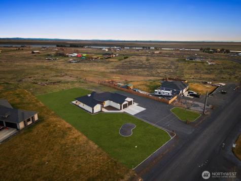 3569 Road 7.8 NE Moses Lake WA 98837