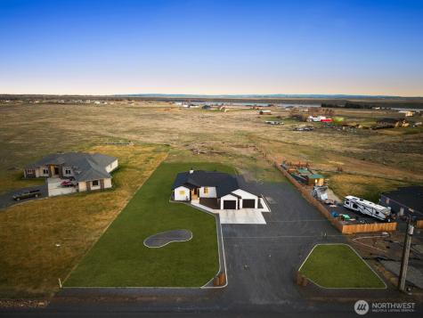 3569 Road 7.8 NE Moses Lake WA 98837
