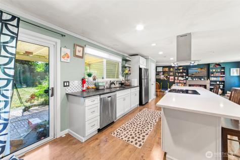 413 SW 305th Street Federal Way WA 98023