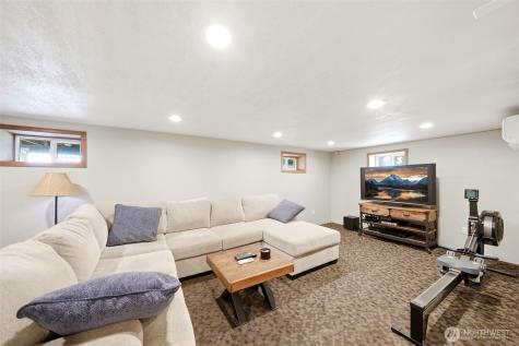 7033 153rd Avenue SE Snohomish WA 98290