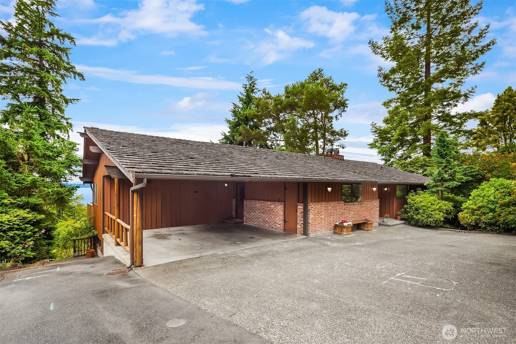 19212 94th Avenue W Edmonds WA 98020