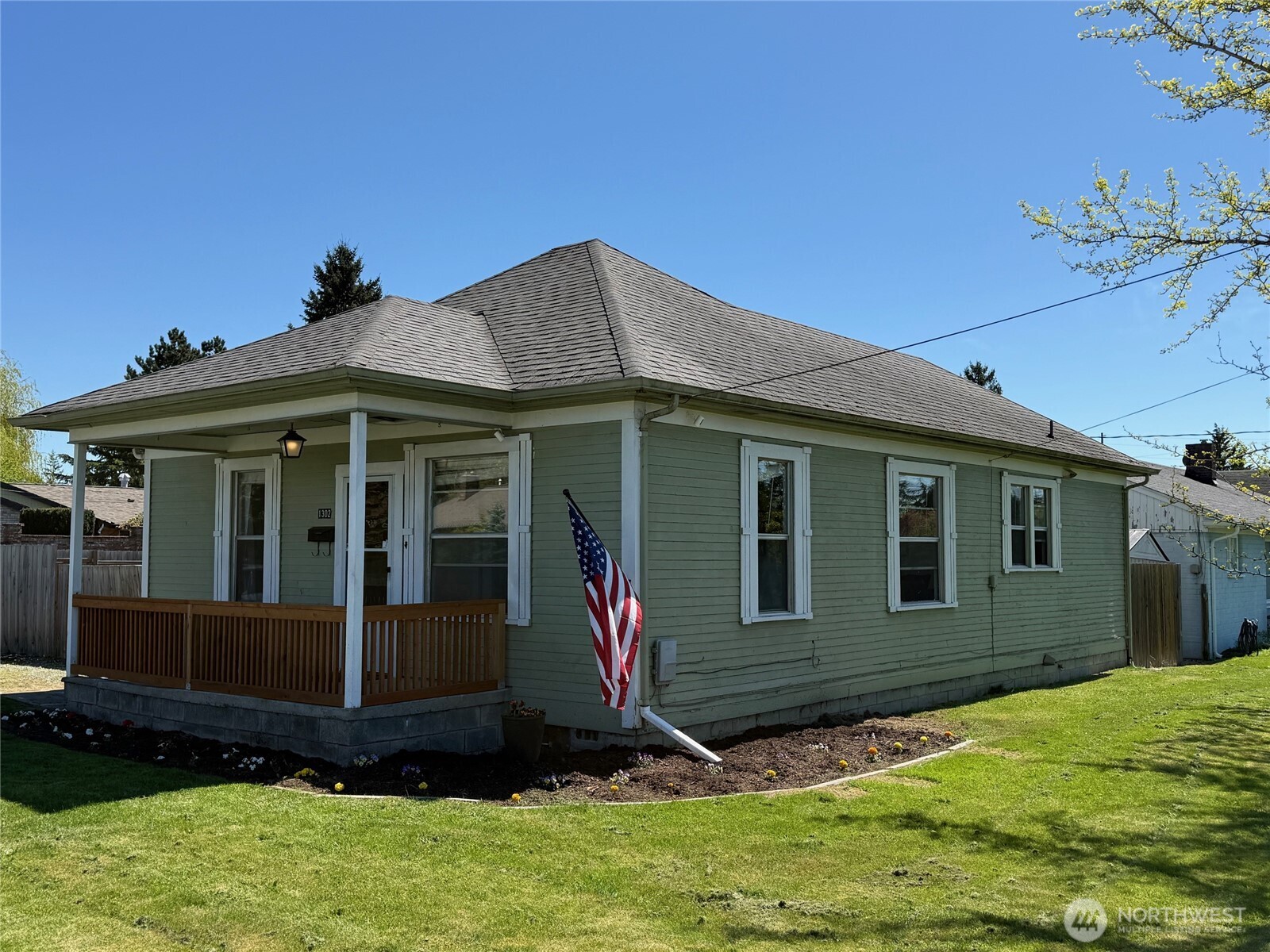 1302 E Broad Street Mount Vernon WA 98274