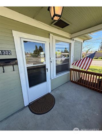 1302 E Broad Street Mount Vernon WA 98274
