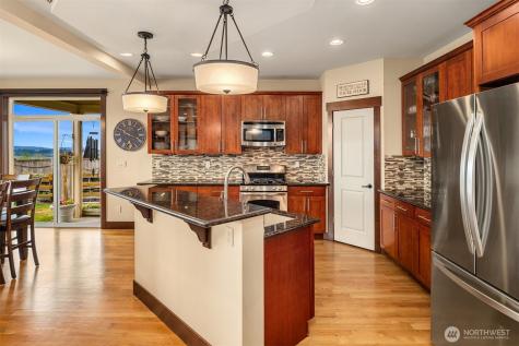 6916 37th Place NE Marysville WA 98270