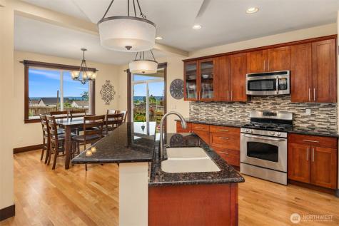 6916 37th Place NE Marysville WA 98270