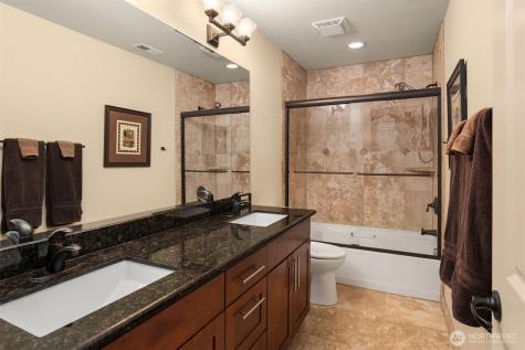6916 37th Place NE Marysville WA 98270