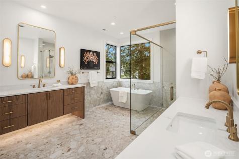 12821 NE 102nd Place Kirkland WA 98033