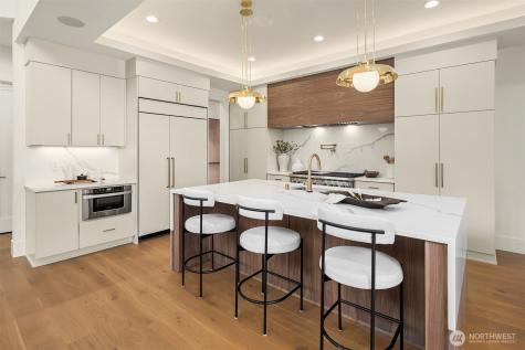12821 NE 102nd Place Kirkland WA 98033