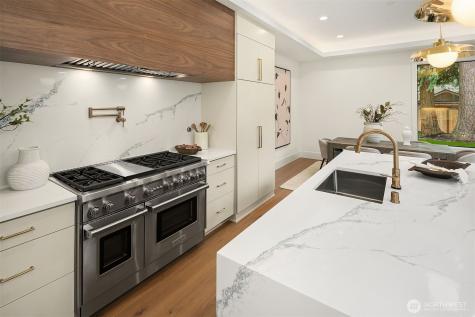 12821 NE 102nd Place Kirkland WA 98033