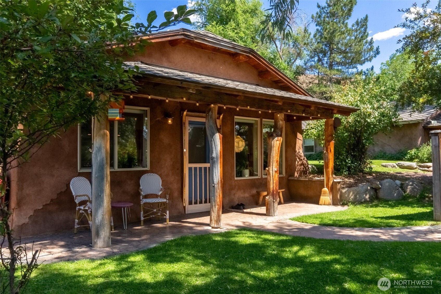 812 Castle Avenue Winthrop WA 98862