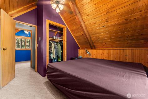 93 Larkspur Drive Winthrop WA 98862