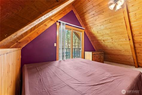 93 Larkspur Drive Winthrop WA 98862