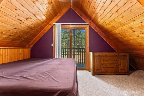 93 Larkspur Drive Winthrop WA 98862