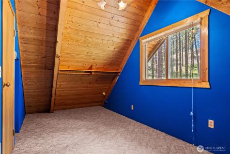 93 Larkspur Drive Winthrop WA 98862