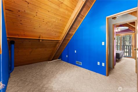 93 Larkspur Drive Winthrop WA 98862