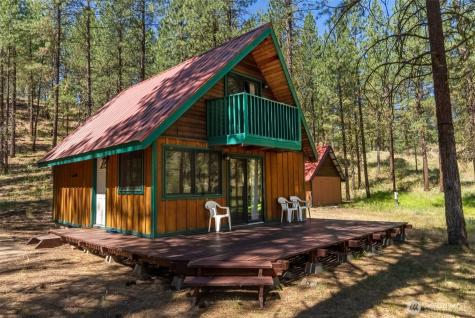 93 Larkspur Drive Winthrop WA 98862