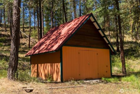 93 Larkspur Drive Winthrop WA 98862