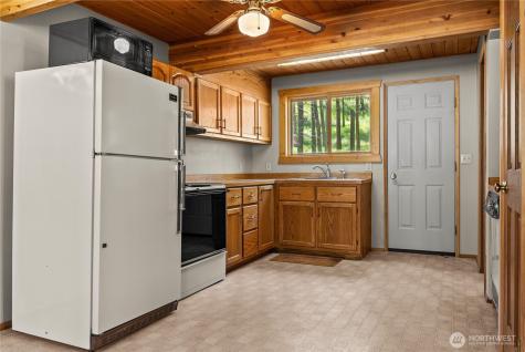 93 Larkspur Drive Winthrop WA 98862