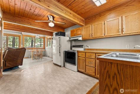 93 Larkspur Drive Winthrop WA 98862
