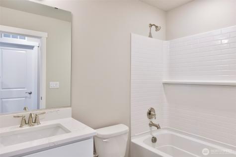 8779 151st Court E Puyallup WA 98375