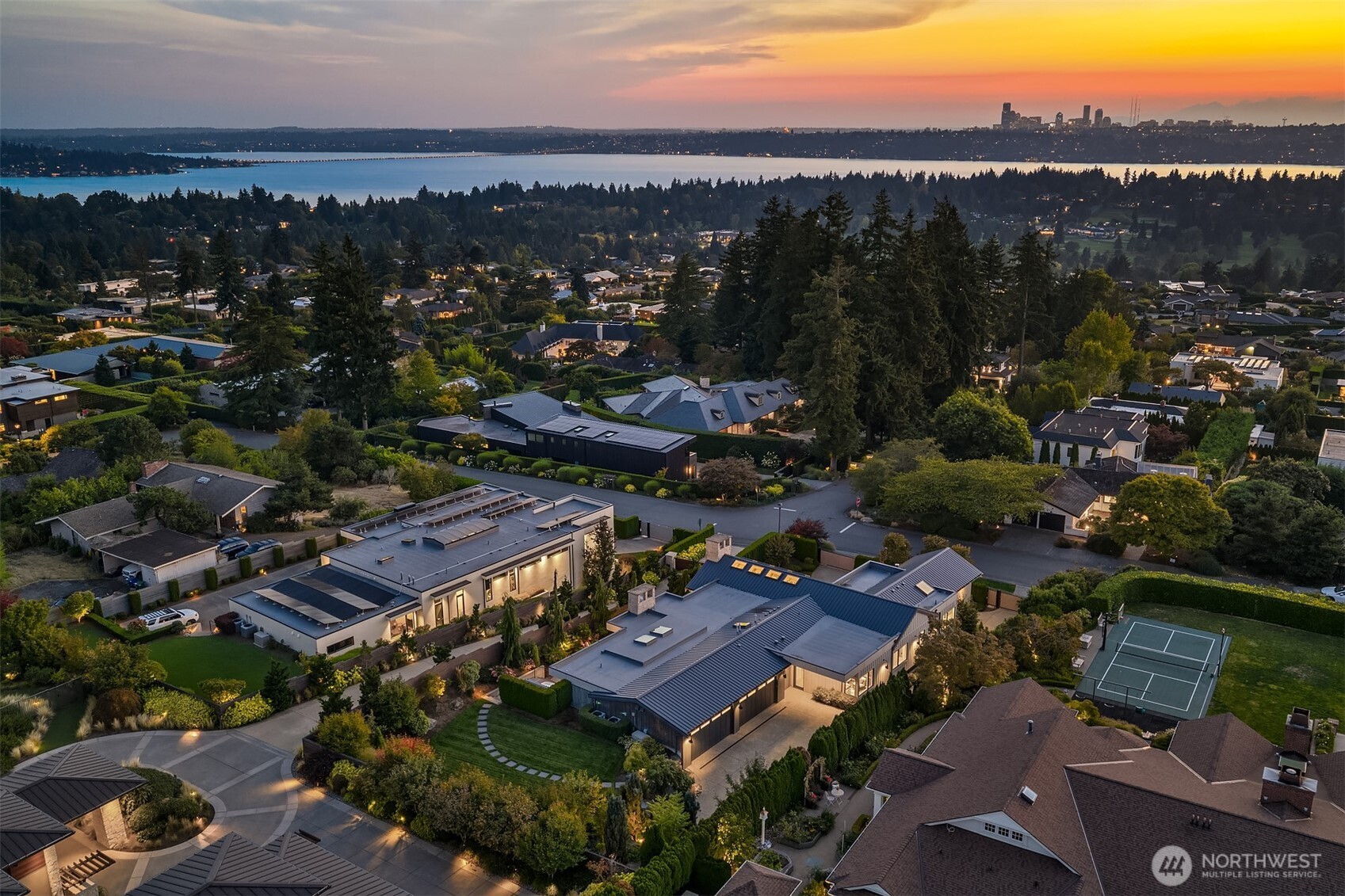 1918 94th Avenue NE Clyde Hill WA 98004