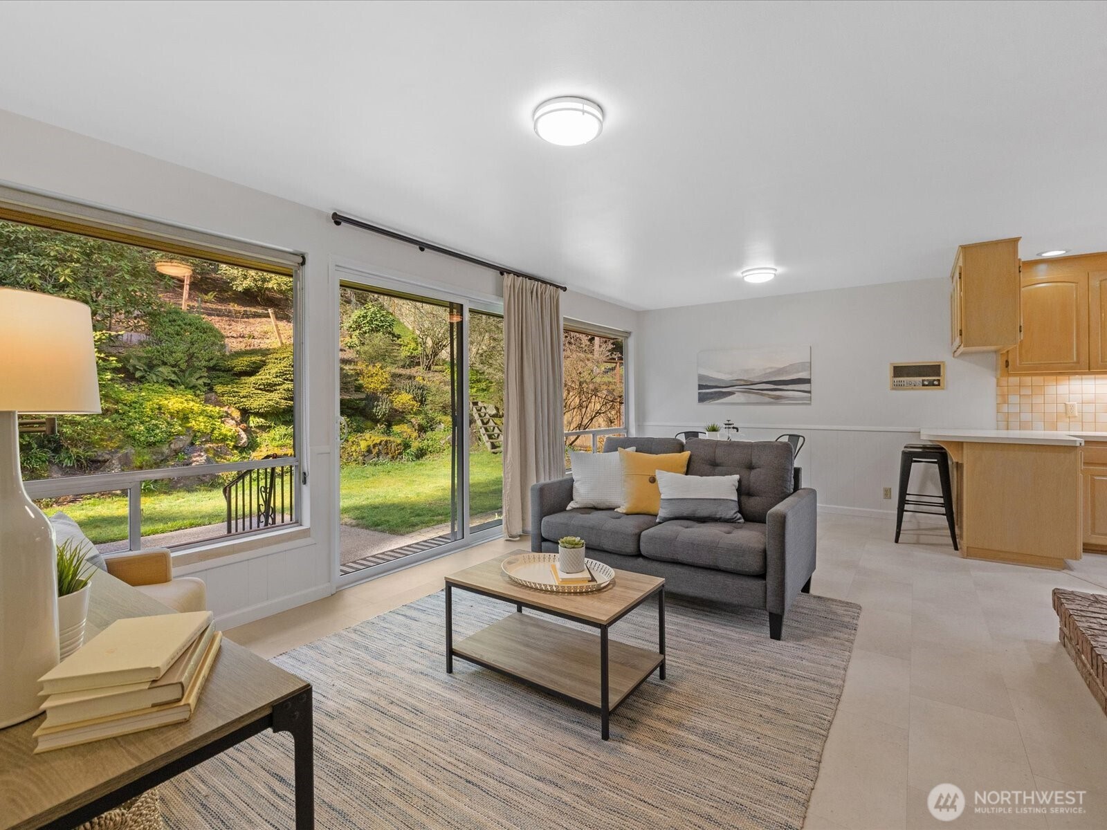 19201 51st Avenue NE Lake Forest Park WA 98155
