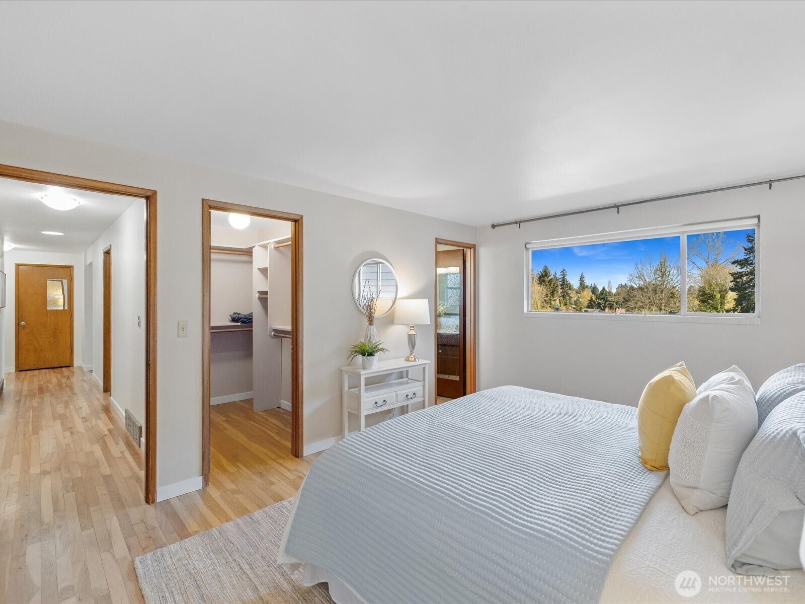 19201 51st Avenue NE Lake Forest Park WA 98155