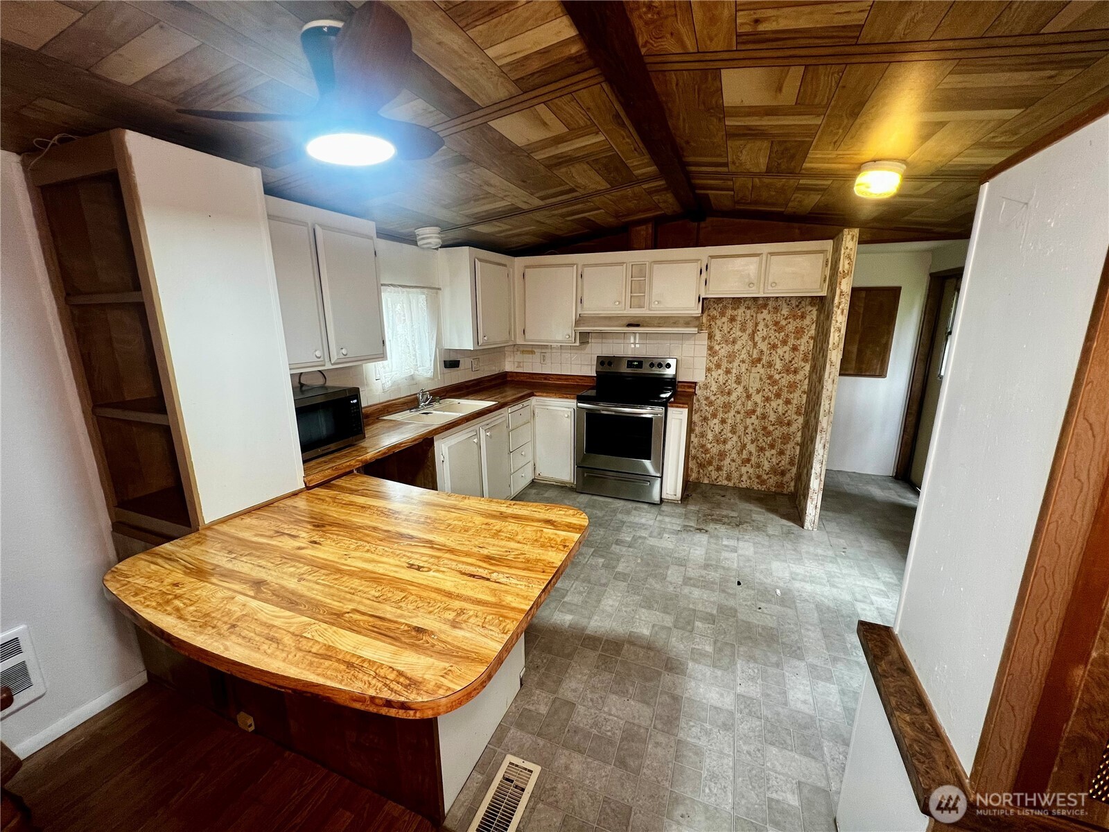 6421 161st Street Court E Puyallup WA 98375
