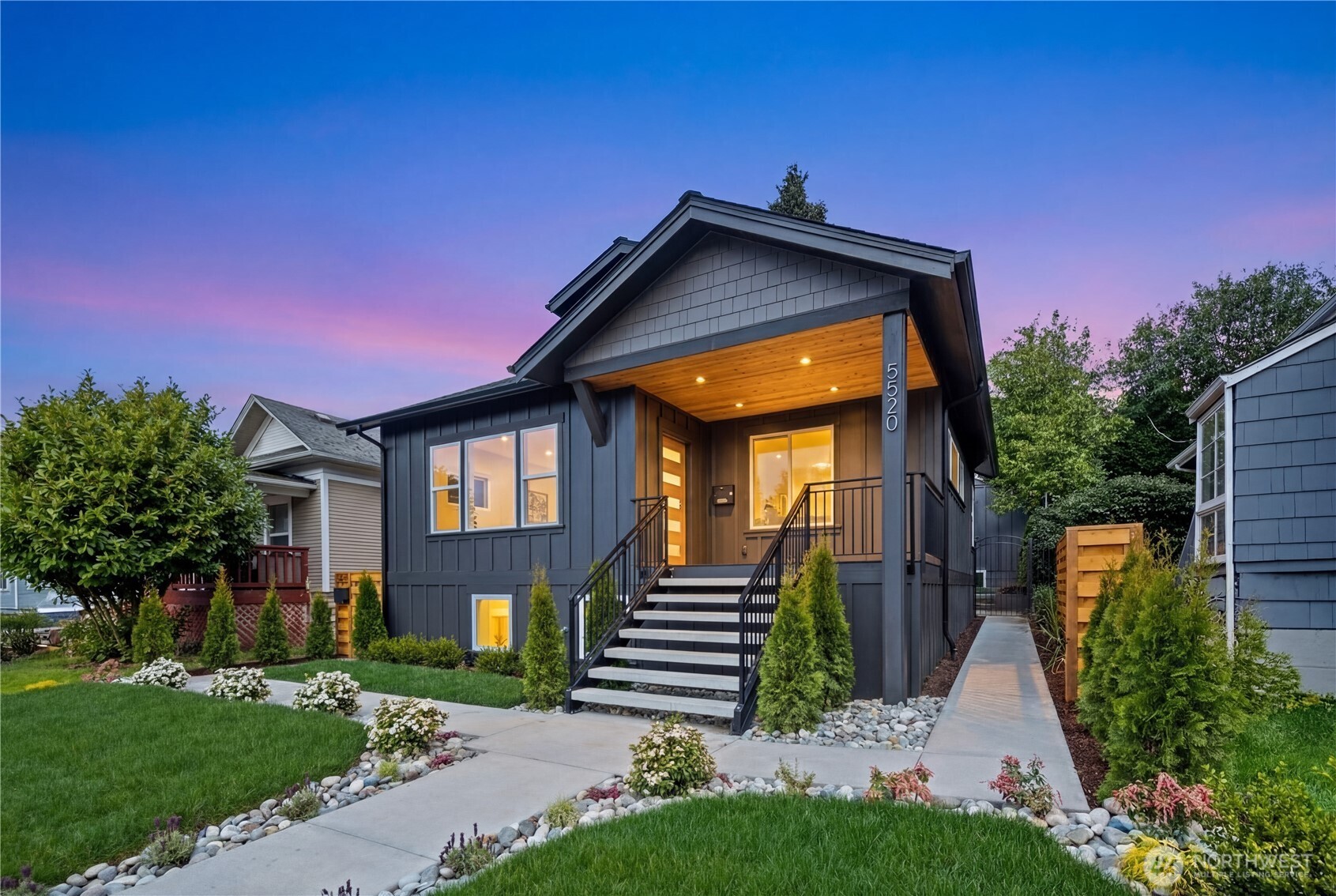 5520 Brooklyn Avenue NE Seattle WA 98105