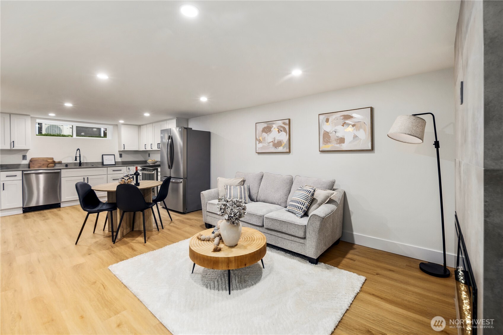 5520 Brooklyn Avenue NE Seattle WA 98105