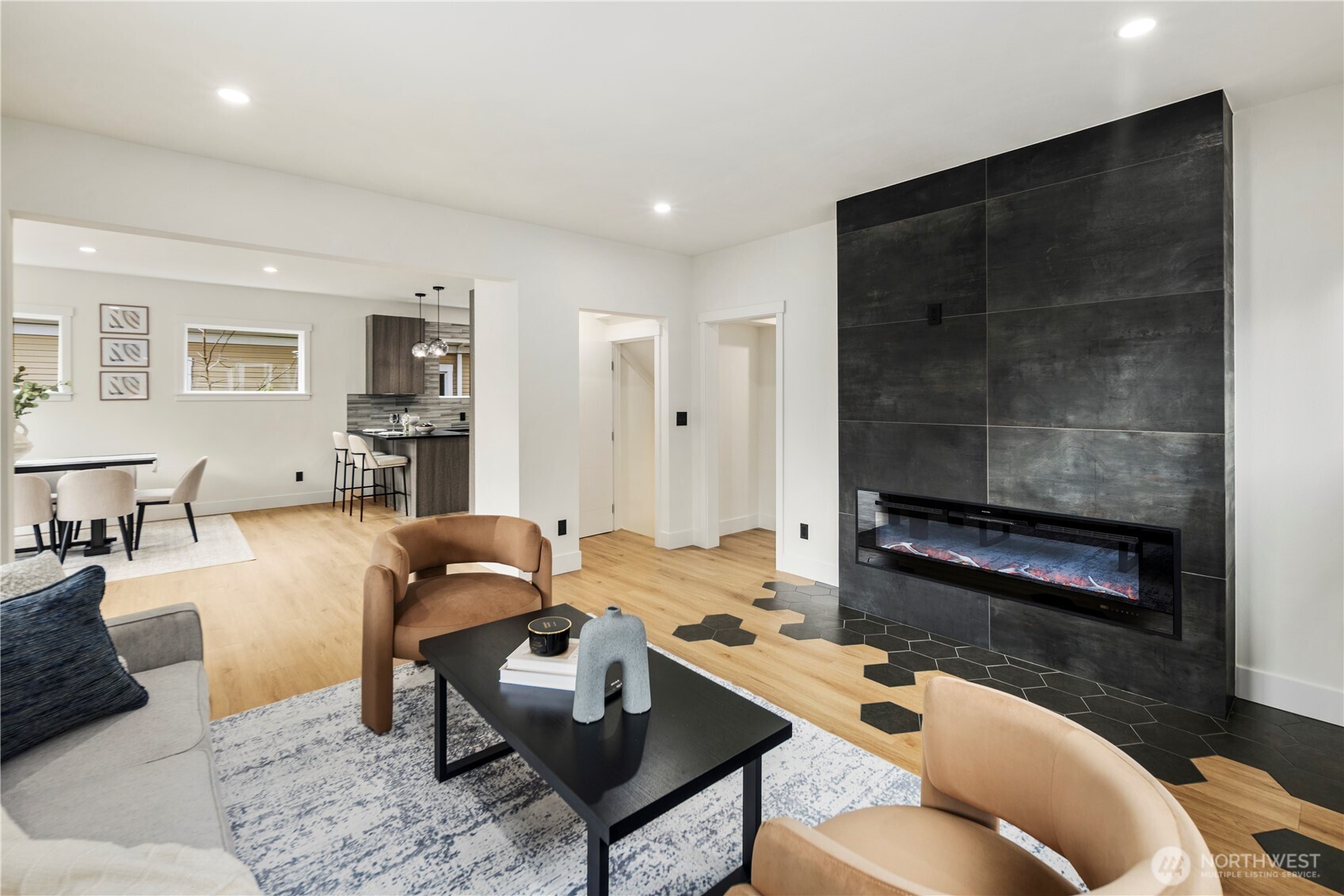 5520 Brooklyn Avenue NE Seattle WA 98105