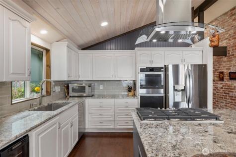 20 Jackson Lane Port Ludlow WA 98365